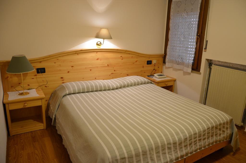 Albergo Cavallino Pieve di Cadore Room photo